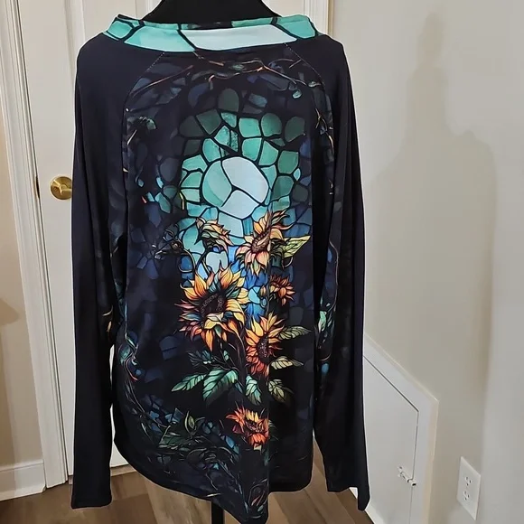 Top - Picture 9 of 14